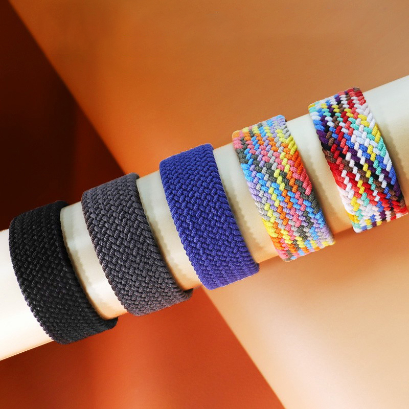 22 مللي متر أشرطة ساعة اليد ال - مراجعة Solo Loop Strap وسعره